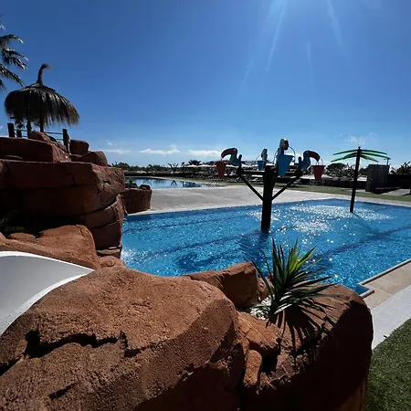 Els Pins אתר קמפינג