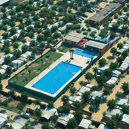 Els Pins Campsite 5*